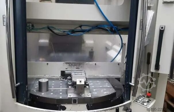 Machining Center - Vertical SPINNER MC 650