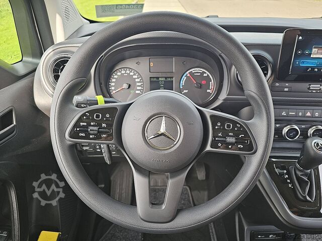 Suitcase MERCEDES-BENZ ECITAN 51kWh L1 290Km WLTP