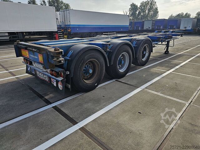 Containertransport RENDERS RPCC 12.27