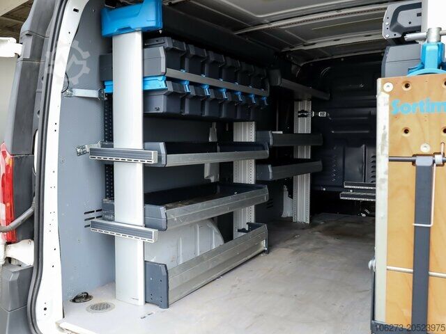 Customized van Mercedes-Benz Vito114CDI KA lang ,Klima,Sortimo Regalsystem