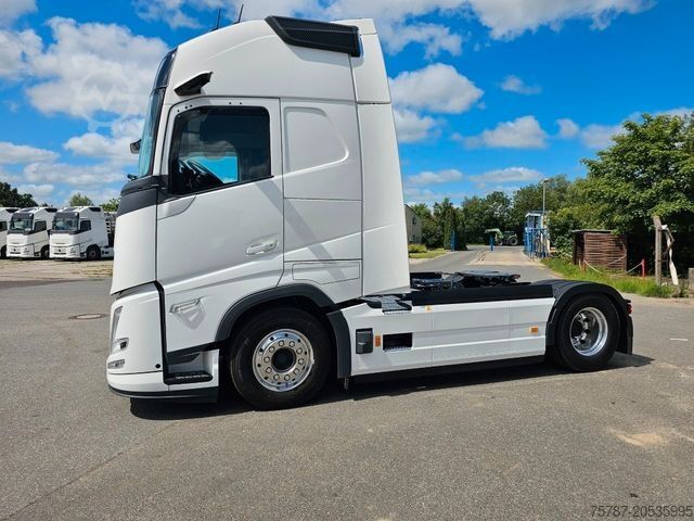 Standard SZM VOLVO Volvo 460 neues Modell, full Option, 2 Kreis Hyd