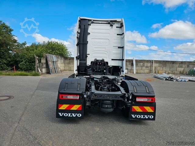 Standard SZM VOLVO Volvo 460 neues Modell, full Option, 2 Kreis Hyd