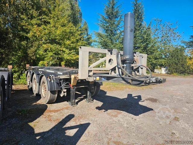 Auflieger-Wechselfahrgestell FLIEGL Kippchassis, Lift, SAF Scheibe