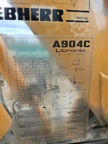 Mobilbagger LIEBHERR A 904-2 C Litronic mit fahrbarer Kabine, Klima