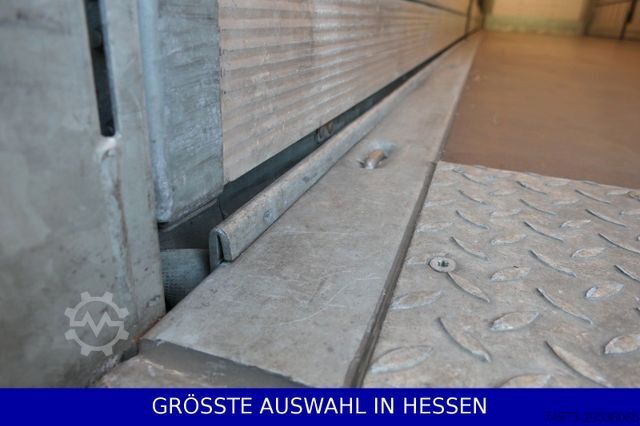 Auflieger mit Pritsche & Plane SCHMITZ CARGOBULL 2 Liftachsen RSAB LED Code XL + Getränke ¤329.-m