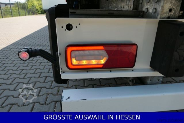 Auflieger mit Pritsche & Plane SCHMITZ CARGOBULL 2 Liftachsen RSAB LED Code XL + Getränke ¤329.-m