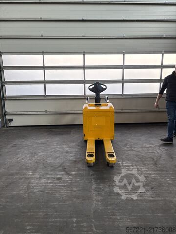 Electric Pallet Trucks Jungheinrich ERE 120 KP
