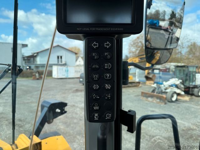 Radlader CATERPILLAR 972MXE Radlader mit Schaufel 24,9 Tonnen *9096 h