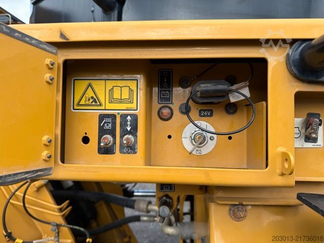 Radlader CATERPILLAR 972MXE Radlader mit Schaufel 24,9 Tonnen *9096 h