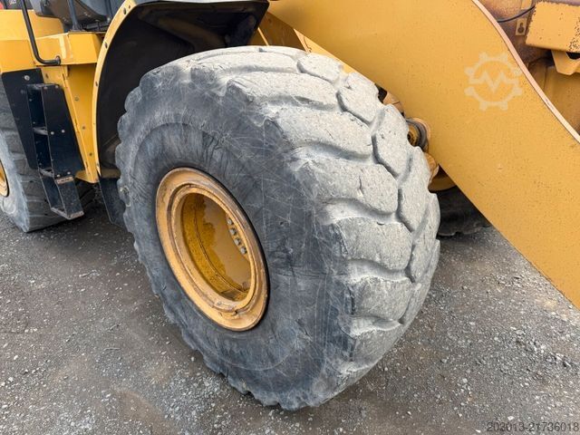 Wheel loader CATERPILLAR 972MXE Radlader MIT Schaufel 24,9 Tonnen *9096 h