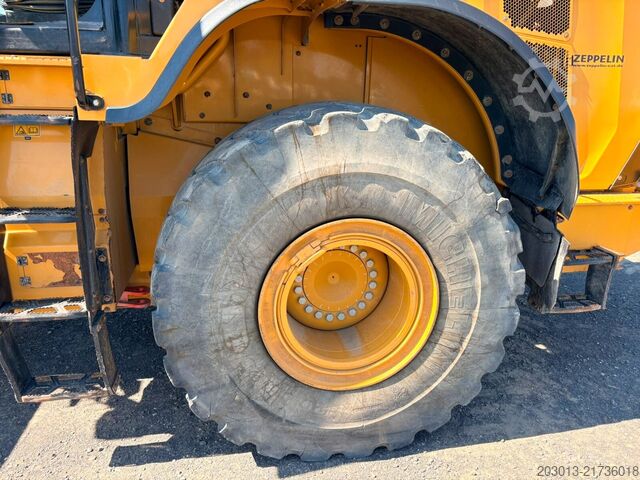 Wheel loader CATERPILLAR 972MXE Radlader MIT Schaufel 24,9 Tonnen *9096 h