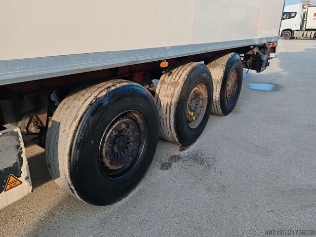 Reefer semitrailer KRONE SDR 27