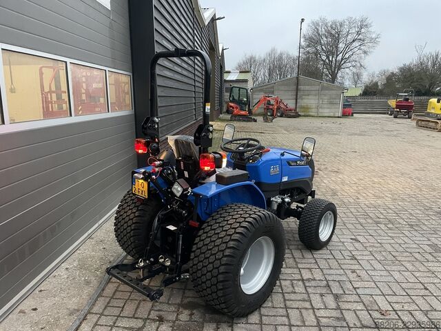 Solis 16 mini tractor NEW 5-year WARRANTY, with optional turf tires SOLIS 16 minitractor NIEUW 5 jaar GARANTIE optie gazonbaden