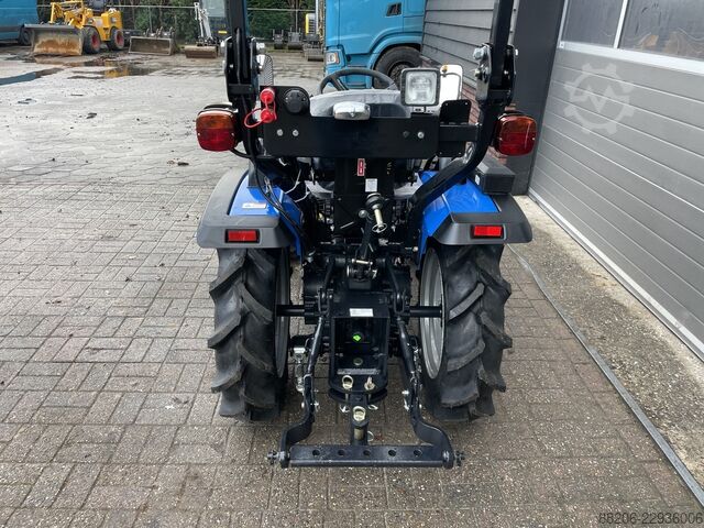 Solis 22 mini tractor NEW - 5-year WARRANTY SOLIS 22 minitractor NIEUW - 5 jaar GARANTIE