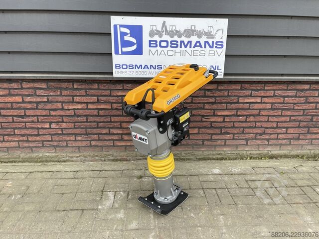 Giant GR580 G vibrating tamper NEW GIANT GR580 G trilstamper NIEUW