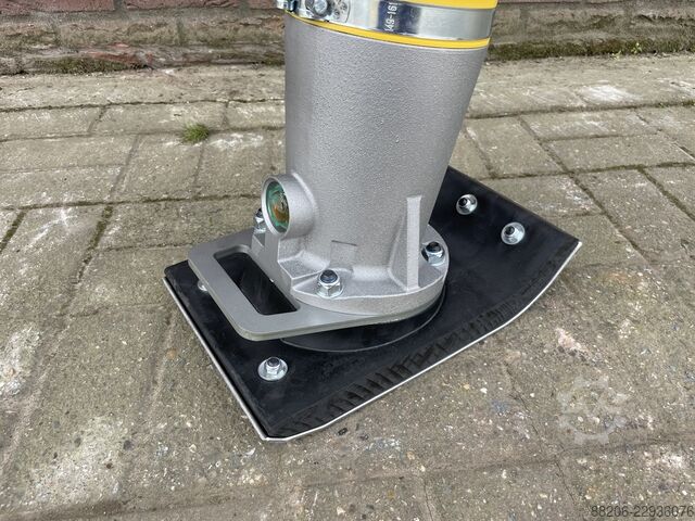 Giant GR580 G vibrating tamper NEW GIANT GR580 G trilstamper NIEUW