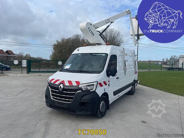 Lifting platform Renault Master 145.35 Nacelle