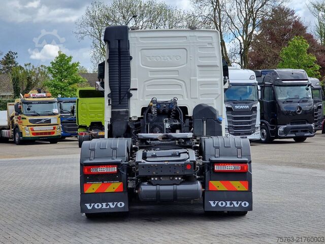 Standard-SZM Volvo FH 13.500 6x2/4 Low roof - MA chassis - PTO/Hyd...