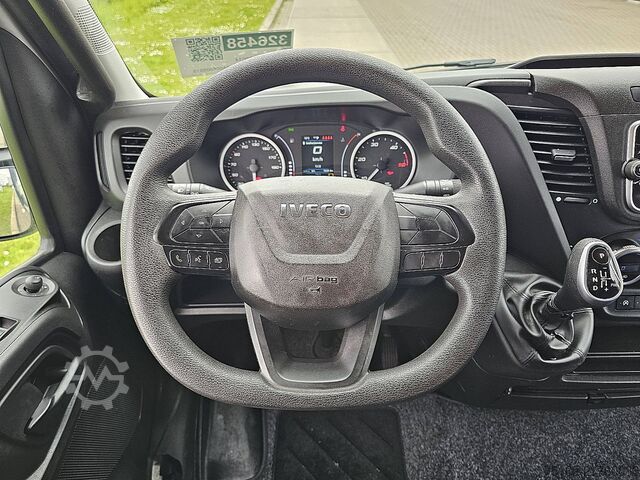 Loading platform IVECO DAILY 35C14  Open-Laadbak