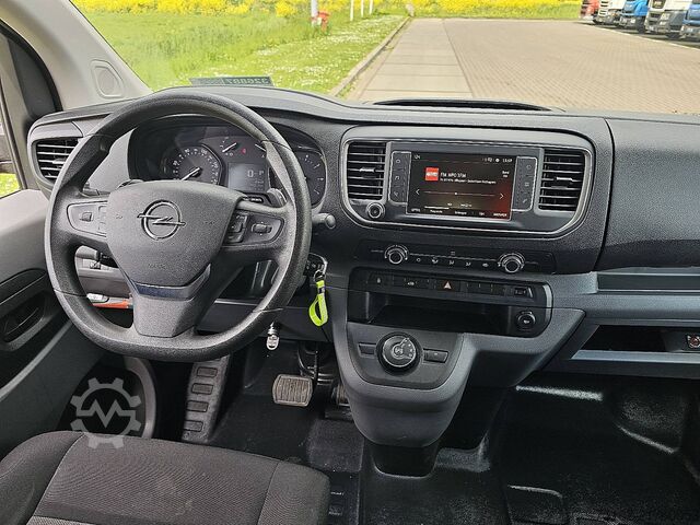 High-roof van OPEL VIVARO 2.0 ac automaat EURO6