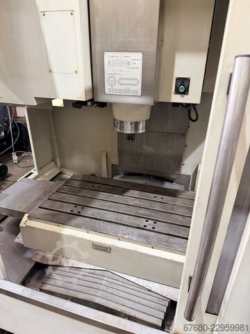 Vertical machining center HARDINGE Bridgeport XR-760