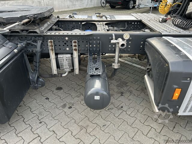 Standard-SZM Mercedes-Benz Actros 1845 Gigaspace / Tacho V2 / 391 dkm / Bl...