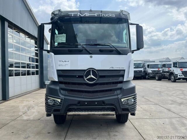 Standard-SZM Mercedes-Benz Actros 3348 S 6x4 Tractor Head