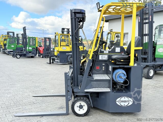 4-way forklift Combilift C3000CB GAS TRIPLEX 4900 POSITIONER TOP1