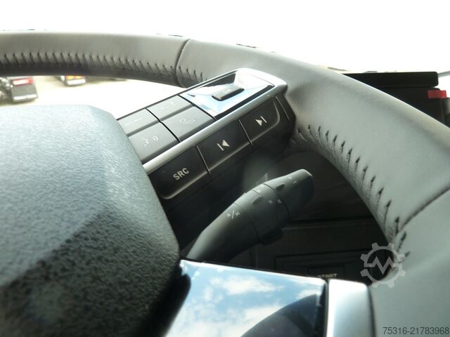 Standard tractor unit Renault 480 MEGA