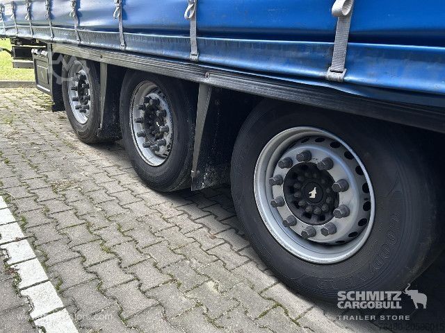 Auflieger mit Pritsche & Plane Schmitz Cargobull Schiebeplane Mega
