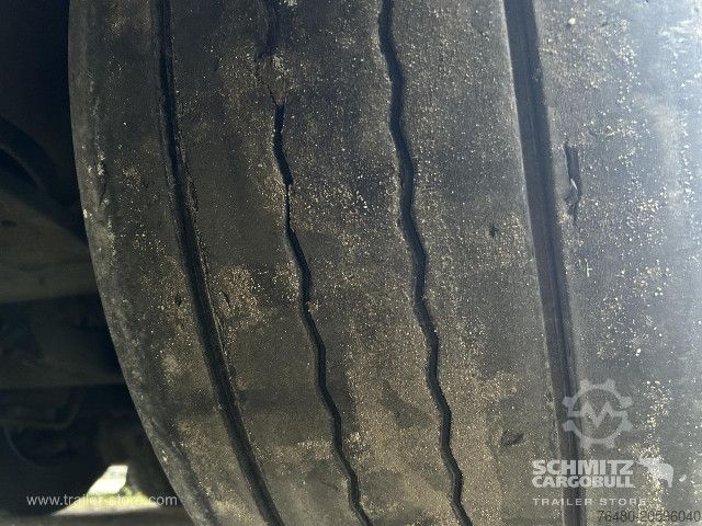 Auflieger mit Pritsche & Plane Schmitz Cargobull Schiebeplane Mega