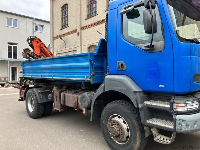 Tipper truck RENAULT Renault  260 4x4 Kipper Kran
