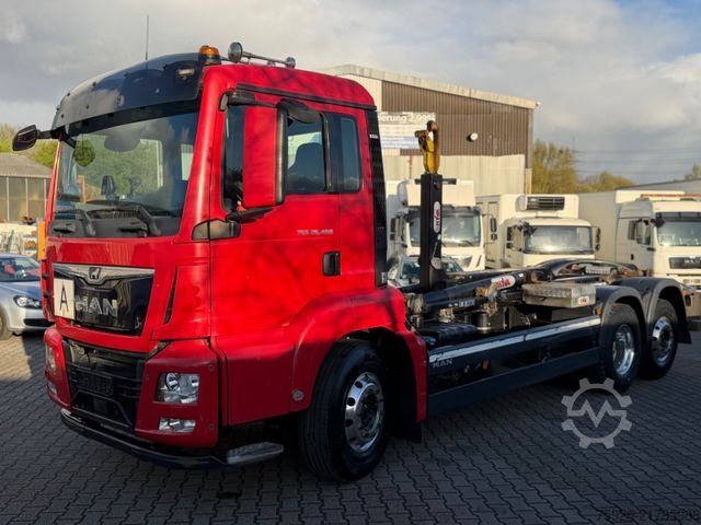 Roll-off tipper truck MAN TGS 26.460 *Retarder*Abroller*Hyvalift*