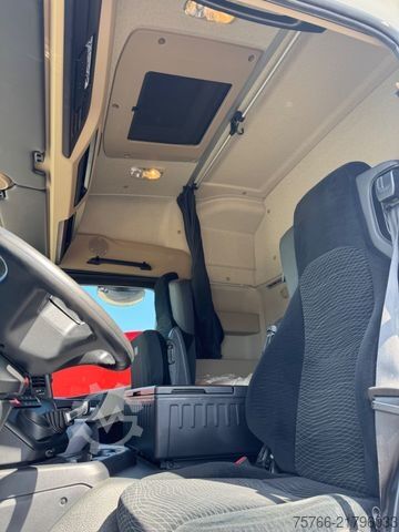 Beverage truck MERCEDES-BENZ ACTROS 2540 / LBW / LENKACHSE / RETARDER