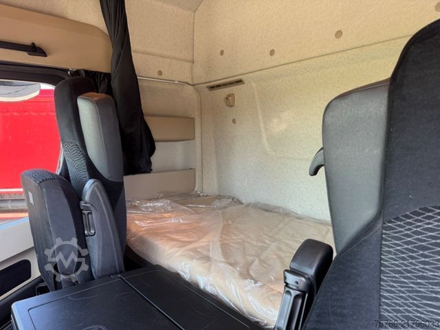 Beverage truck MERCEDES-BENZ ACTROS 2540 / LBW / LENKACHSE / RETARDER