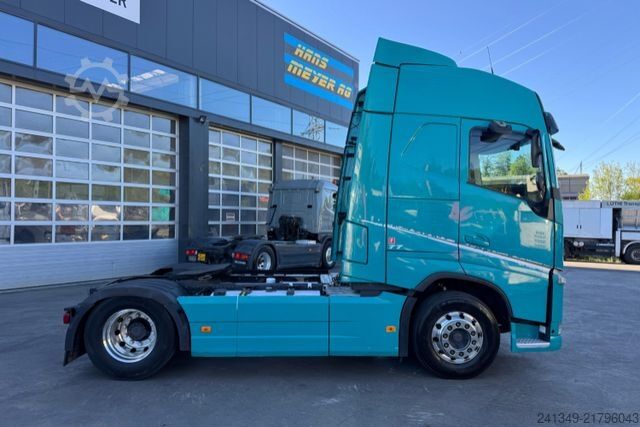 Standard tractor unit VOLVO FH-460 4x2