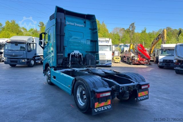 Standard tractor unit VOLVO FH-460 4x2