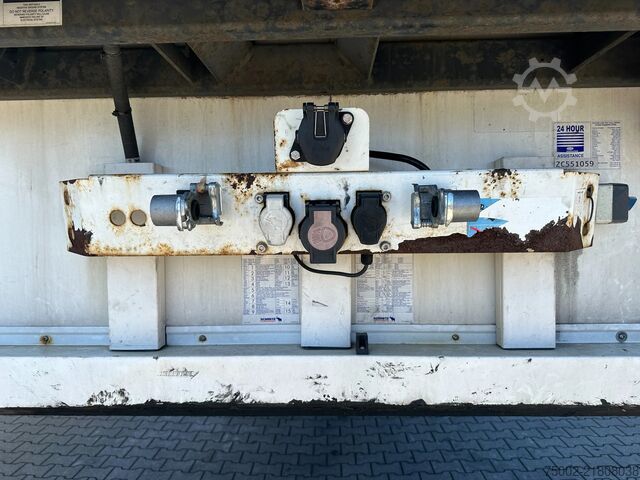 Refrigerated/frozen transport Schmitz Cargobull N/A CARRIER VECTOR 1550 D/E (only 2.598hrs) / B...