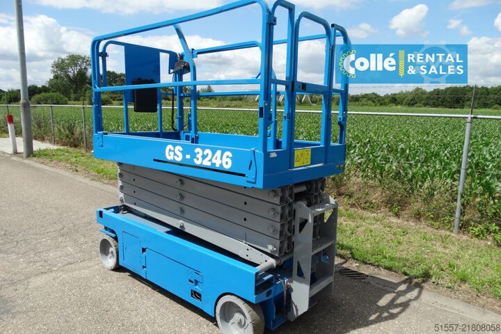 Scissor lift Genie GS 3246 | 2012