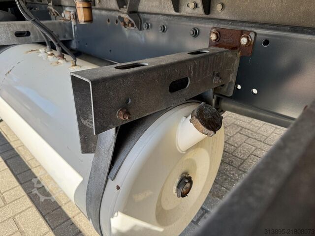 Refrigerated/freezer transport DAF CF320 FAN 6x2, Schmitz Frigobox, Carrier Supra ...