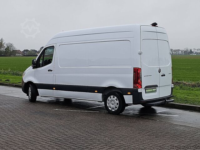 High-roof van MERCEDES-BENZ SPRINTER 215 ac automaat EURO6