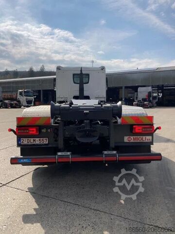 Container transport (hook-lift system) DAF XD 450 FAN 6x2 Road with HYVA Loader 20-6.2-S...