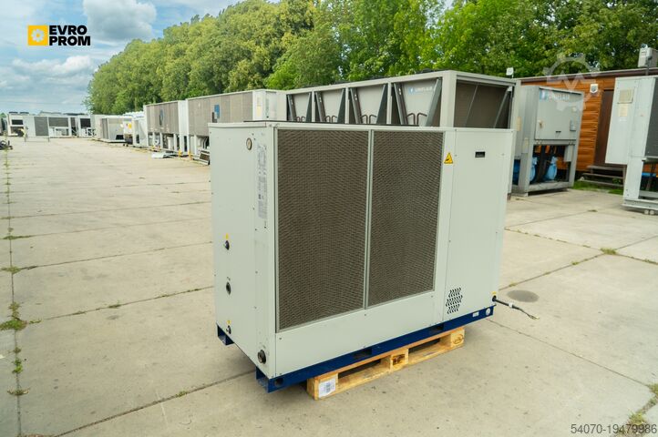 Chiller Used Aircooled chiller MTA TAEevo Tech 081 22 kW. 2023 yom