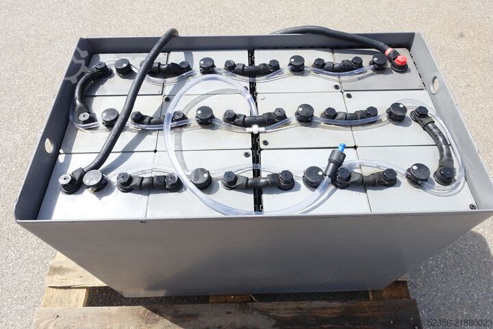 Forklift battery, battery, accumulator, storage AIM 24V 8PzS1000 76% Staplerbatterie