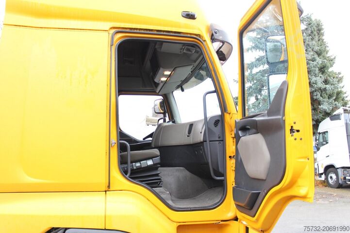 Box truck Renault Premium 380DXi  BDF Schlafkabine LBW AHK 298 TKm
