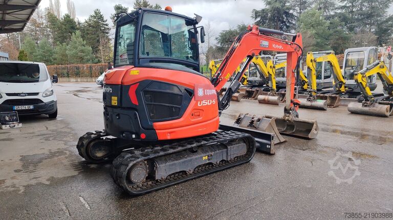 Mini Excavator  < 7t Kubota U50.5 S with 3 excavator buckets