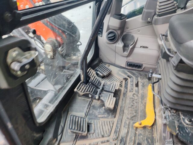 Mini Excavator  < 7t Kubota U50.5 S with 3 excavator buckets