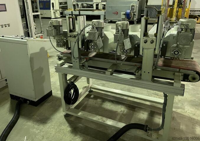 Brush sanding machine Delle Vedove 