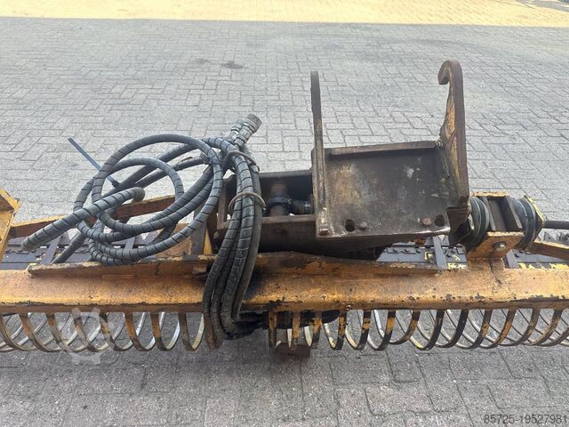 Mobile excavator Maaikorf - Gebruikt