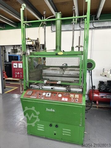 Vacuum Forming Machine Illig UA100d